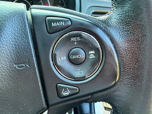 Honda CR-V thumbnail