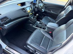 Honda CR-V thumbnail