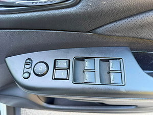 Honda CR-V thumbnail