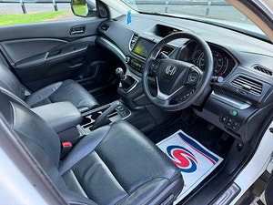 Honda CR-V thumbnail