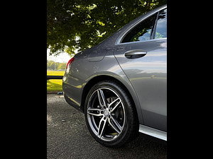 Mercedes-Benz E Class thumbnail
