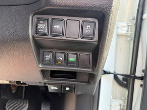 Nissan X-Trail thumbnail