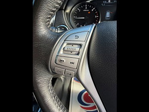 Nissan X-Trail thumbnail