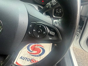 Vauxhall Corsa thumbnail