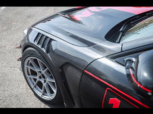 BMW M4 thumbnail