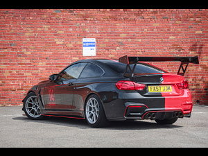 BMW M4 thumbnail
