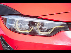 BMW M4 thumbnail