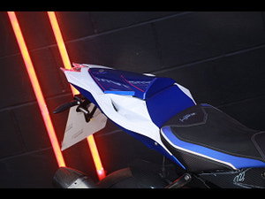 BMW HP4 thumbnail
