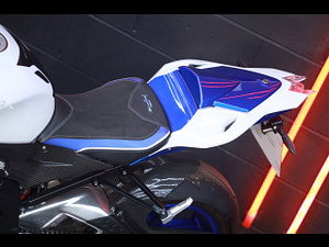 BMW HP4 thumbnail