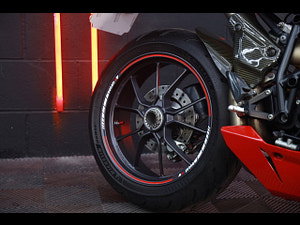 DUCATI 1198 thumbnail