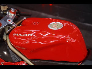 DUCATI 916 thumbnail