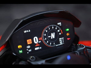 DUCATI Hypermotard 950 thumbnail