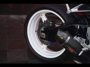 Honda CBR1000RR Fireblade thumbnail