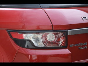 Land Rover Range Rover Evoque thumbnail