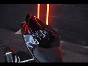 Suzuki Gsx-r1000 thumbnail