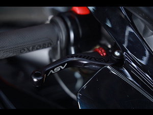 Suzuki Gsx-r600 thumbnail