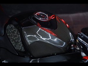 Suzuki Gsx-r600 thumbnail