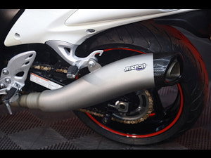 Suzuki GSX1300R Hayabusa thumbnail