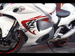 Suzuki GSX1300R Hayabusa thumbnail