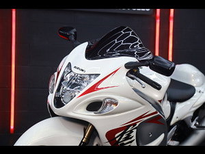 Suzuki GSX1300R Hayabusa thumbnail
