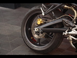 Triumph Street Triple 675 thumbnail