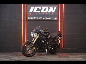Triumph Street Triple 675 thumbnail