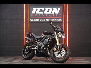Triumph Street Triple 675 thumbnail