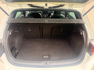 Volkswagen Golf thumbnail