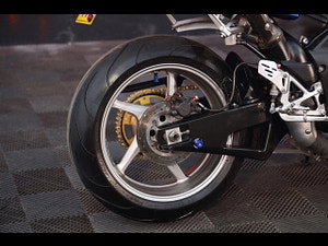 Yamaha R1 thumbnail
