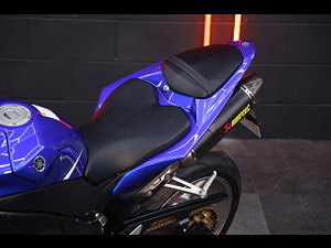 Yamaha R1 thumbnail