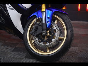 Yamaha R1 thumbnail