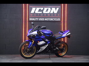 Yamaha R1 thumbnail
