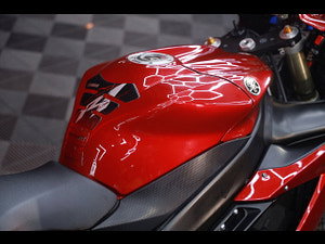 Yamaha R1 thumbnail