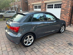 Audi A1 thumbnail