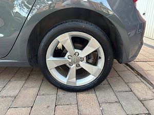 Audi A1 thumbnail