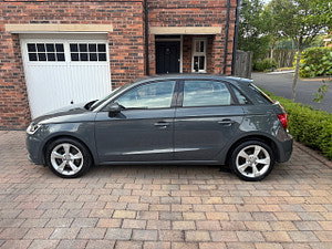 Audi A1 thumbnail