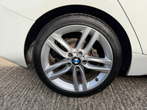 BMW 1 Series thumbnail