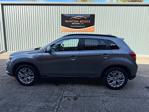 Mitsubishi ASX thumbnail