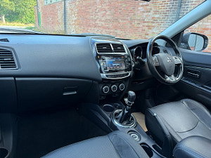 Mitsubishi ASX thumbnail