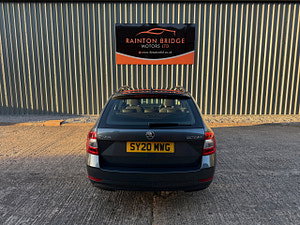 Skoda Octavia thumbnail