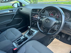 Volkswagen Golf thumbnail
