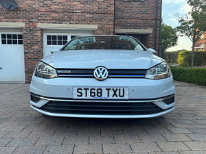 Volkswagen Golf thumbnail