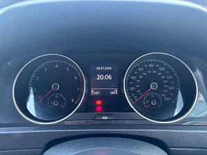 Volkswagen Golf thumbnail