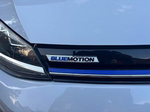 Volkswagen Golf thumbnail