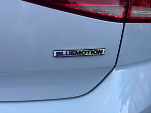 Volkswagen Golf thumbnail