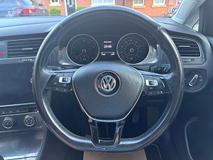 Volkswagen Golf thumbnail