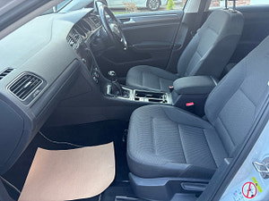 Volkswagen Golf thumbnail