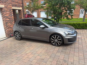 Volkswagen Golf thumbnail