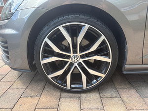 Volkswagen Golf thumbnail