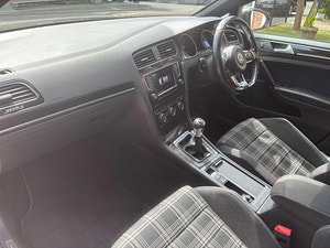 Volkswagen Golf thumbnail